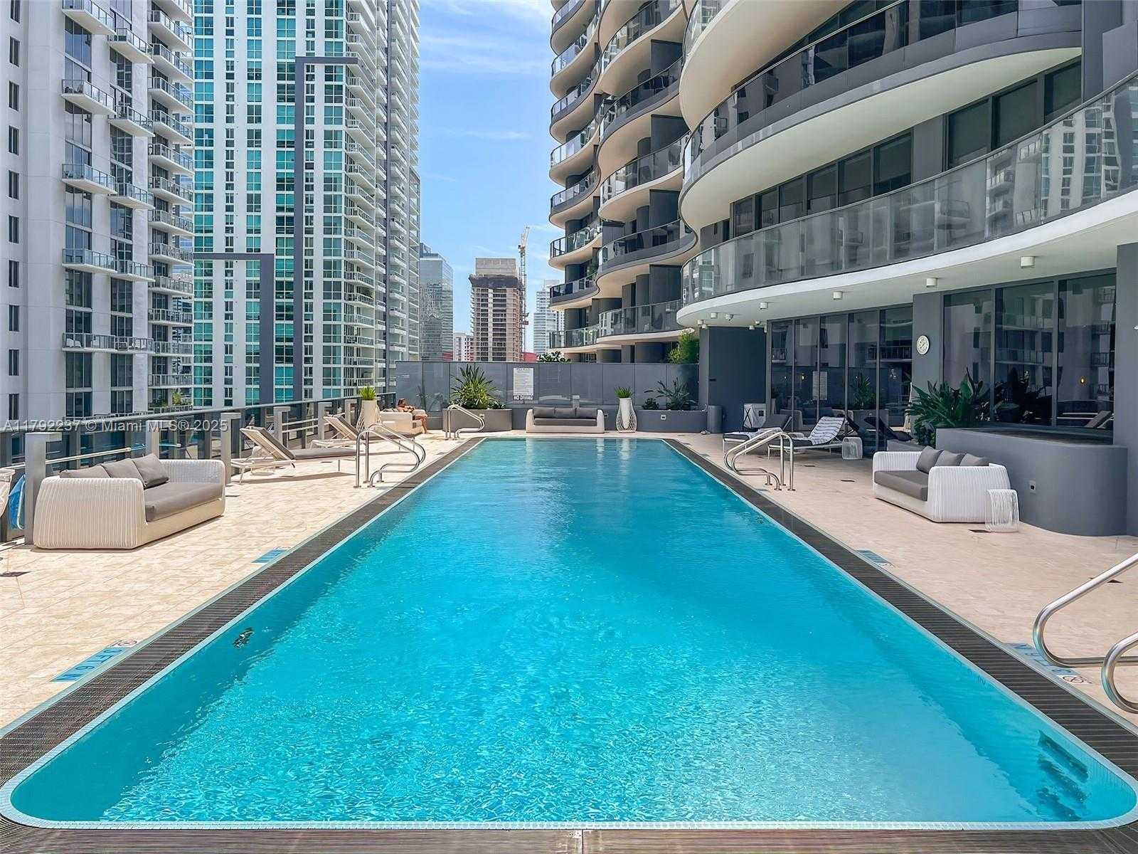 Small Image of 1000 Brickell Plaza, Miami, FL 33131, USA Number 33