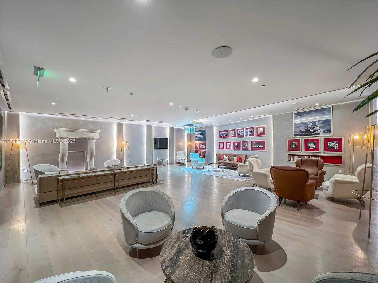 Small Image of 1000 Brickell Plaza, Miami, FL 33131, USA Number 35
