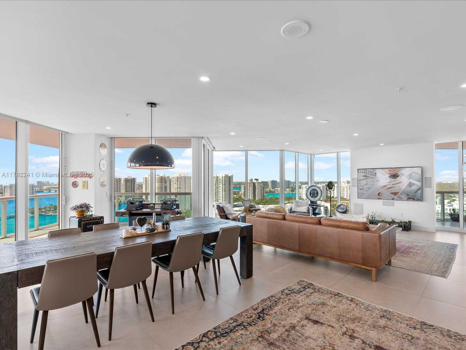 Small Image of 3370 HIDDEN BAY DR #2900, Aventura Number 14