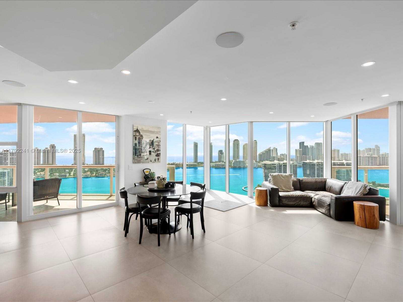 Small Image of 3370 HIDDEN BAY DR #2900, Aventura Number 15