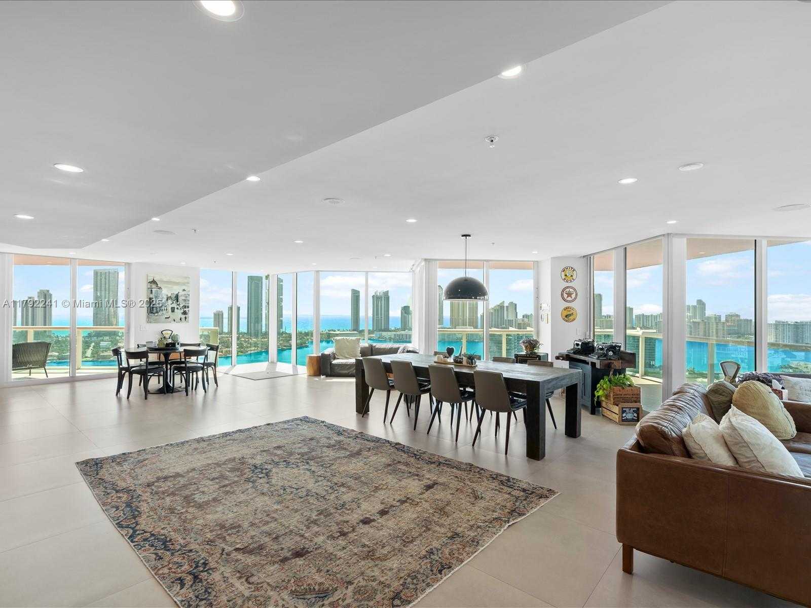 Small Image of 3370 HIDDEN BAY DR #2900, Aventura Number 16