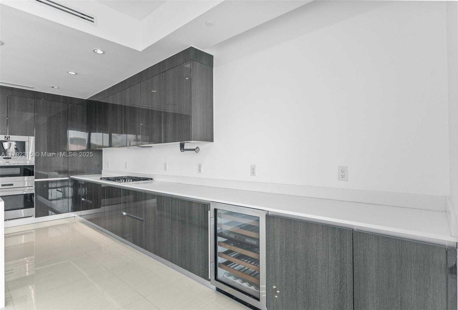 Small Image of 3250 NORTH EAST 188TH ST #203, Aventura Number 13