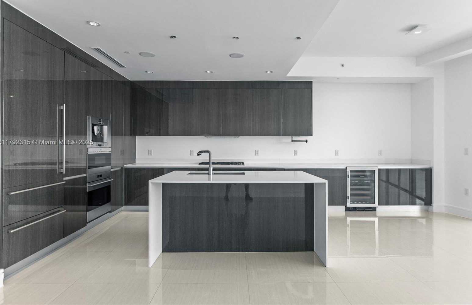Small Image of 3250 NORTH EAST 188TH ST #203, Aventura Number 14