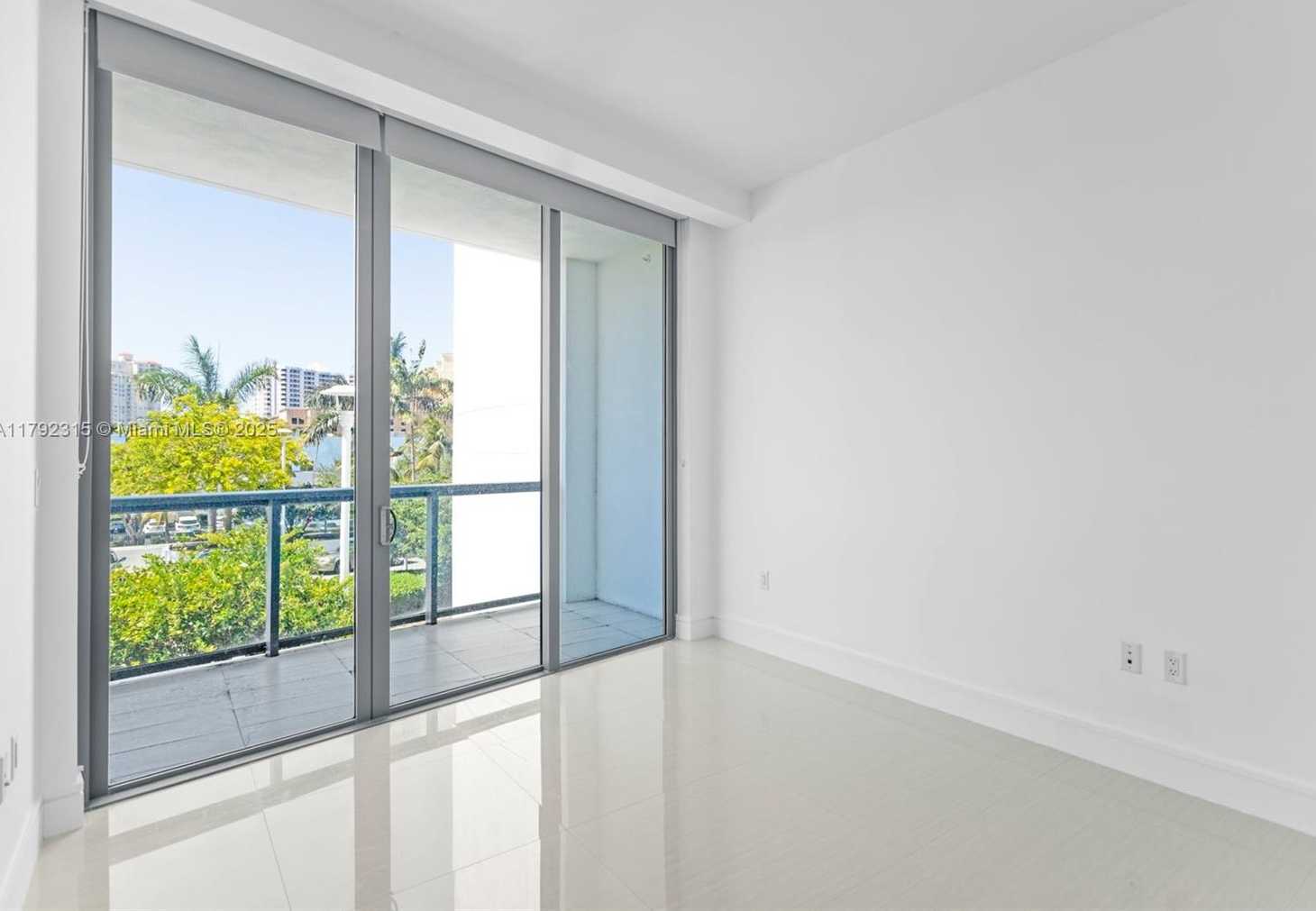 Small Image of 3250 NORTH EAST 188TH ST #203, Aventura Number 30