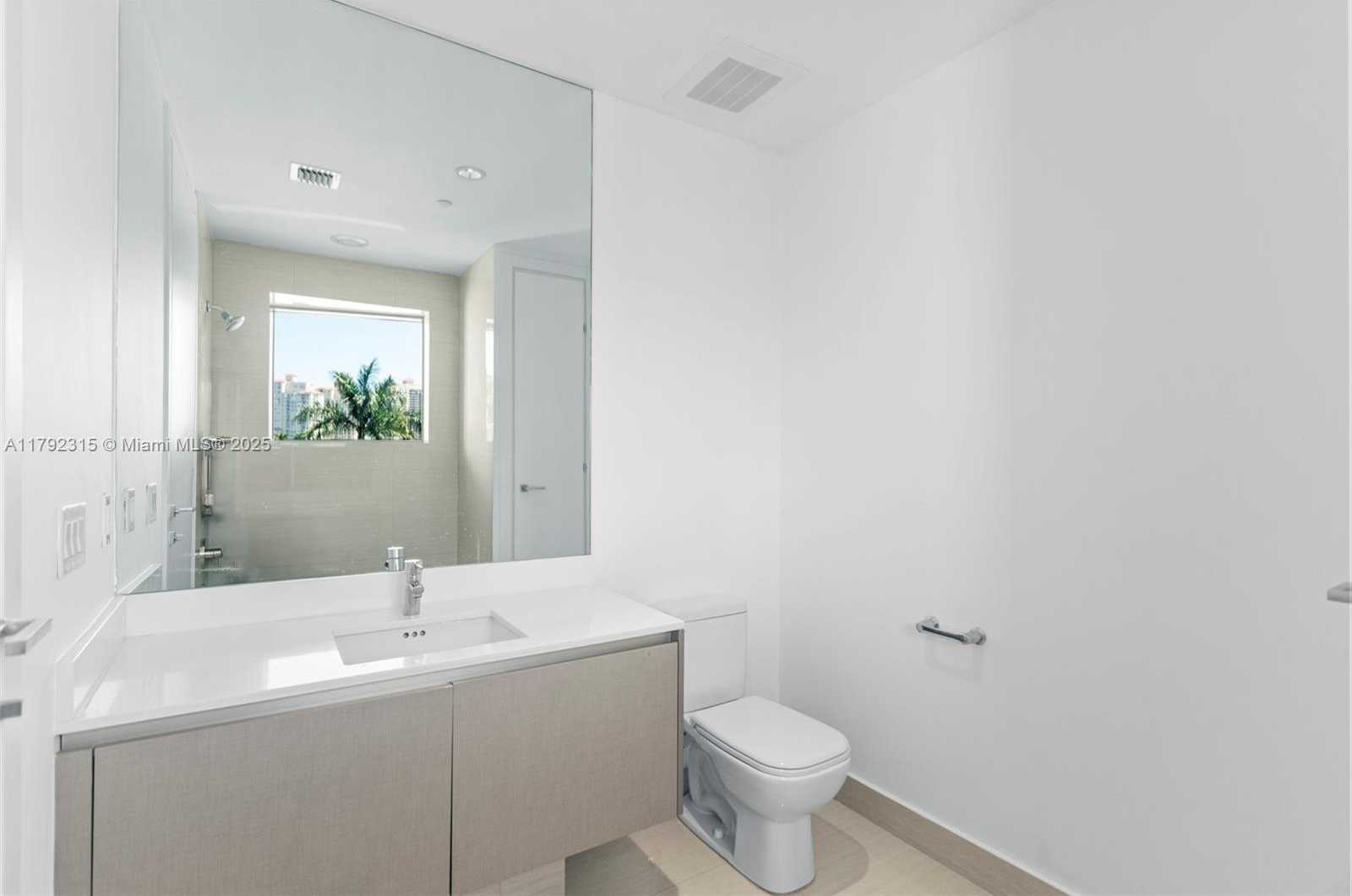 Small Image of 3250 NORTH EAST 188TH ST #203, Aventura Number 38