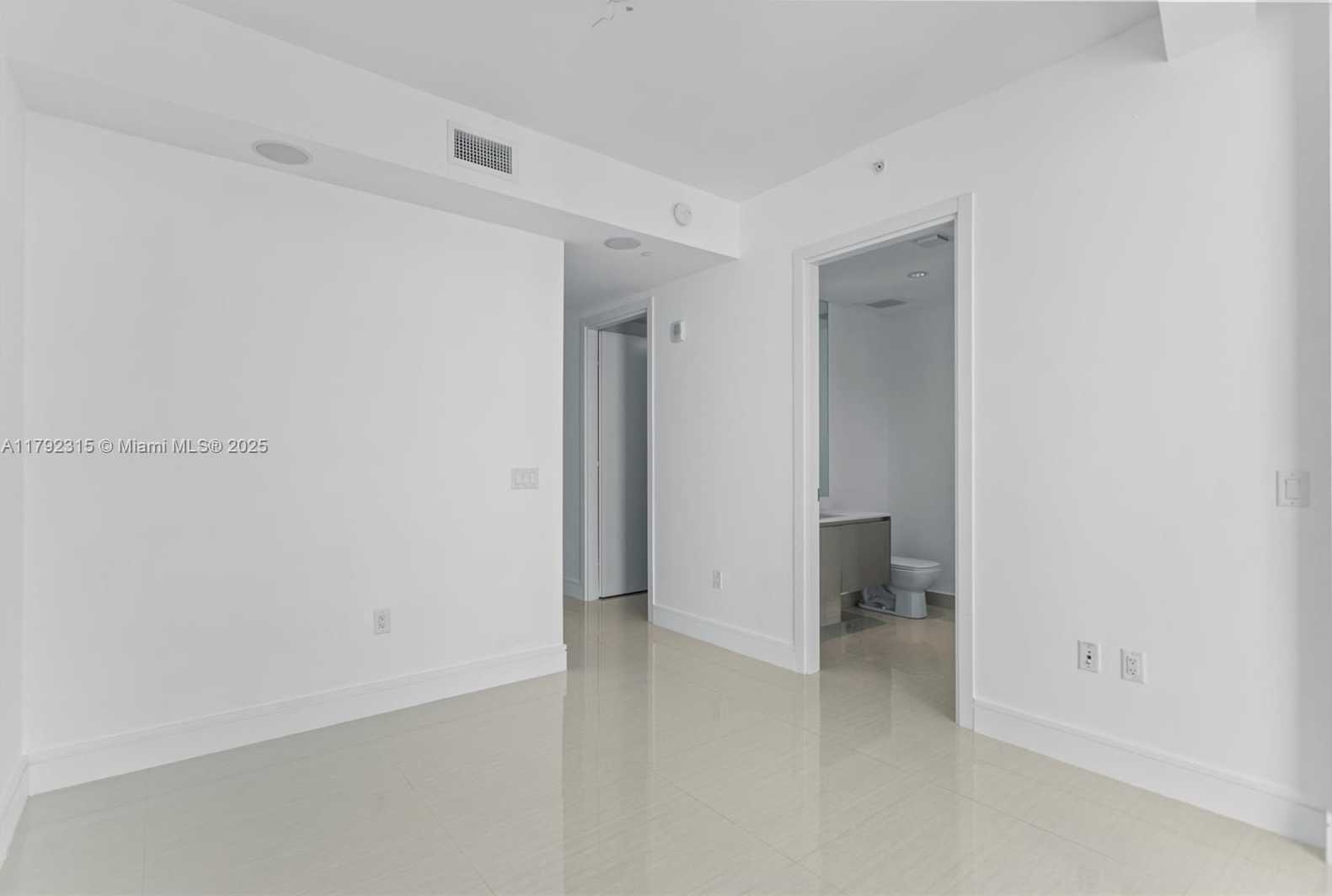 Small Image of 3250 NORTH EAST 188TH ST #203, Aventura Number 39