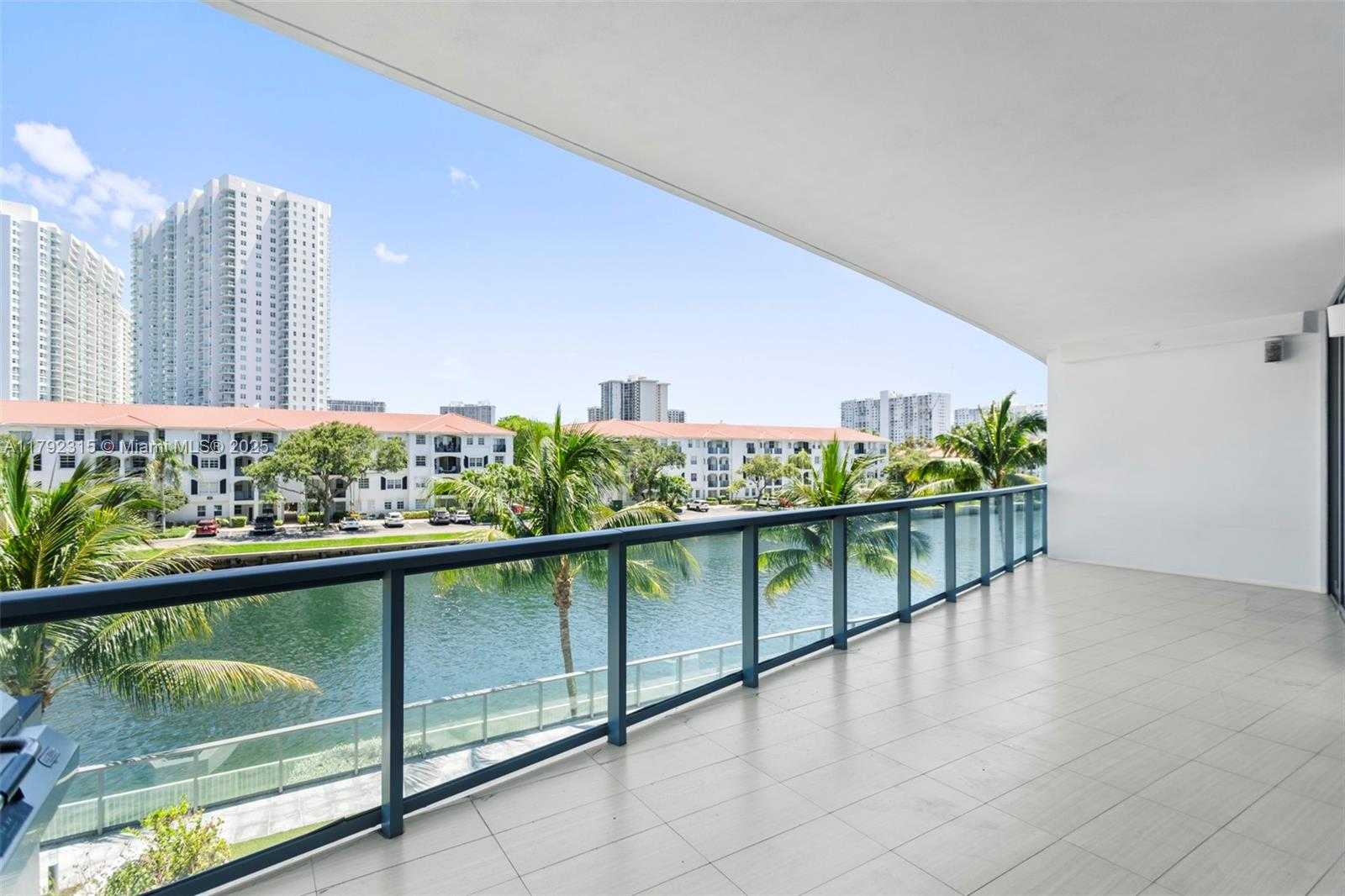Small Image of 3250 NORTH EAST 188TH ST #203, Aventura Number 4