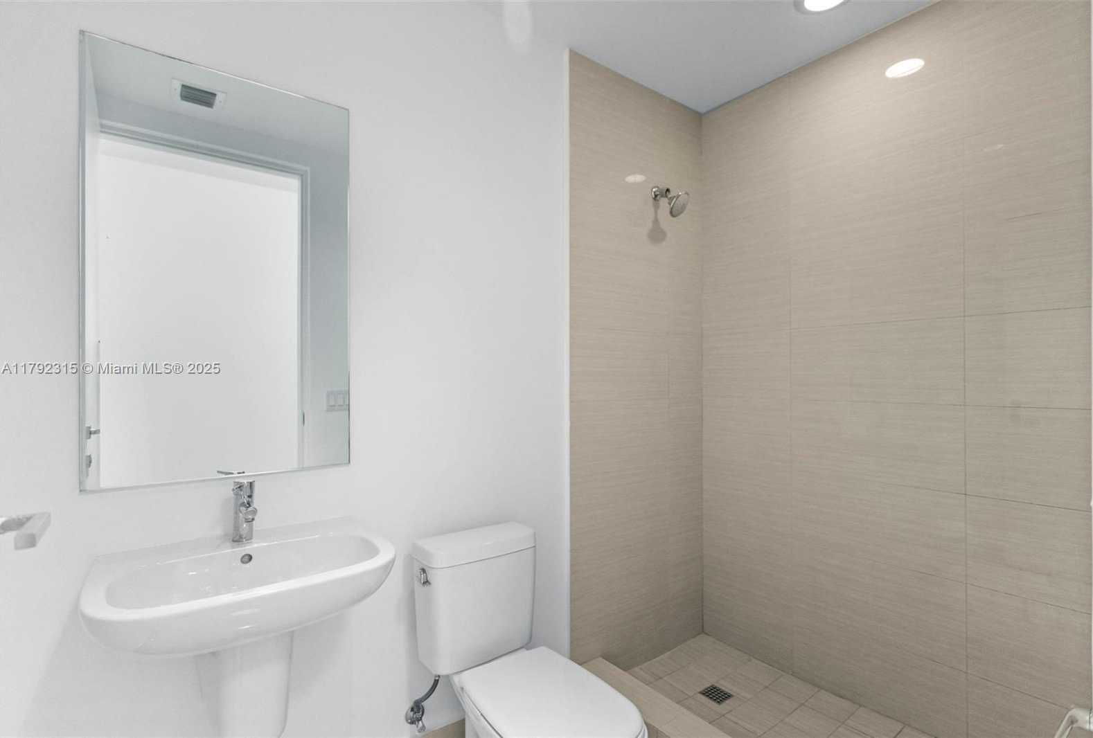 Small Image of 3250 NORTH EAST 188TH ST #203, Aventura Number 44