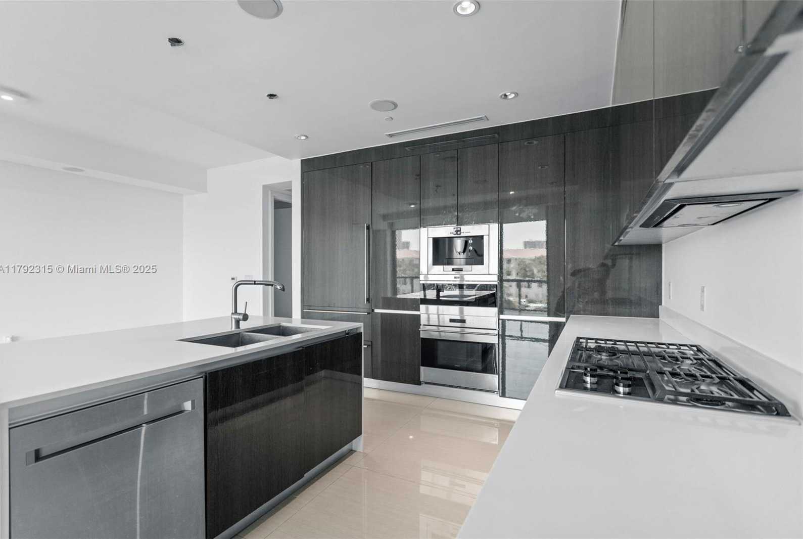 Small Image of 3250 NORTH EAST 188TH ST #203, Aventura Number 9