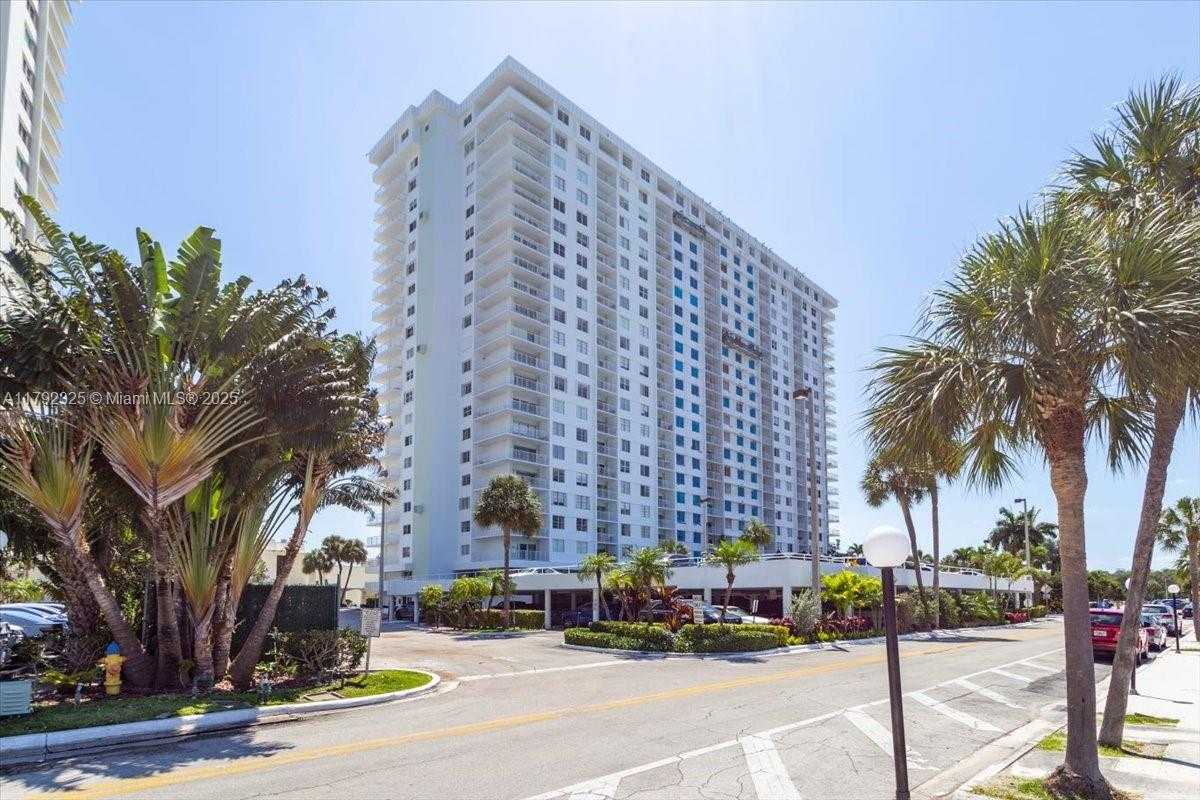 Small Image of 500 BAYVIEW DR #527, Sunny Isles Beach Number 39