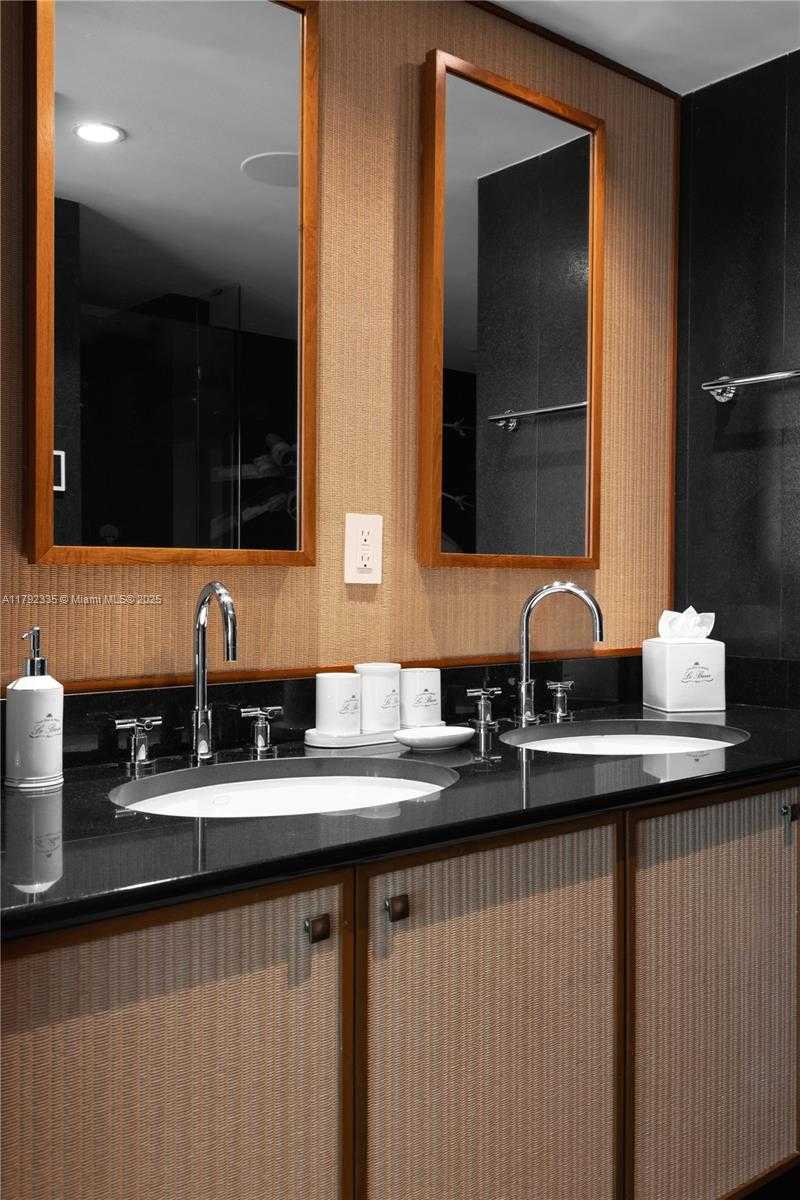 Small Image of 101 20TH ST #3206, Miami Beach Number 10