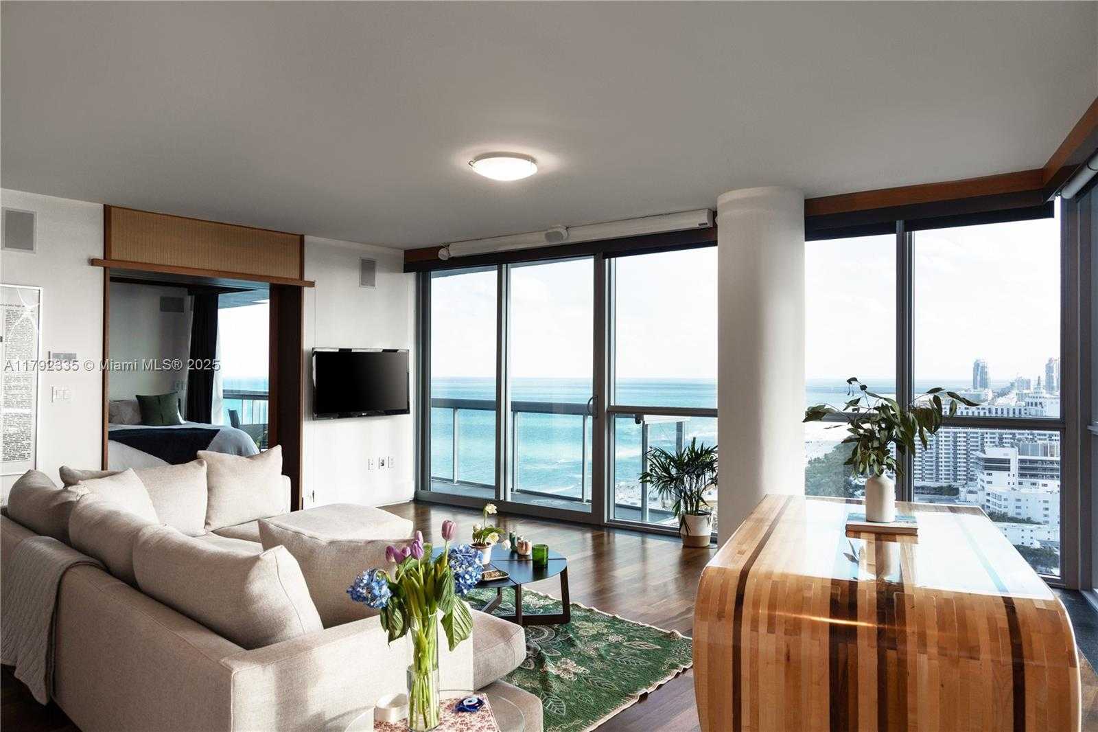 Small Image of 101 20TH ST #3206, Miami Beach Number 2