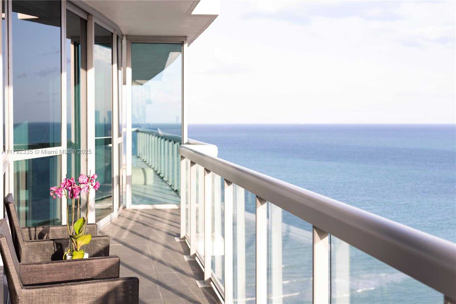 Small Image of 101 20TH ST #3206, Miami Beach Number 4