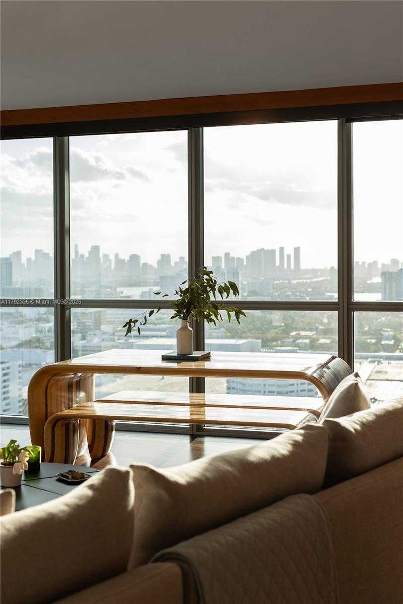 Small Image of 101 20TH ST #3206, Miami Beach Number 7