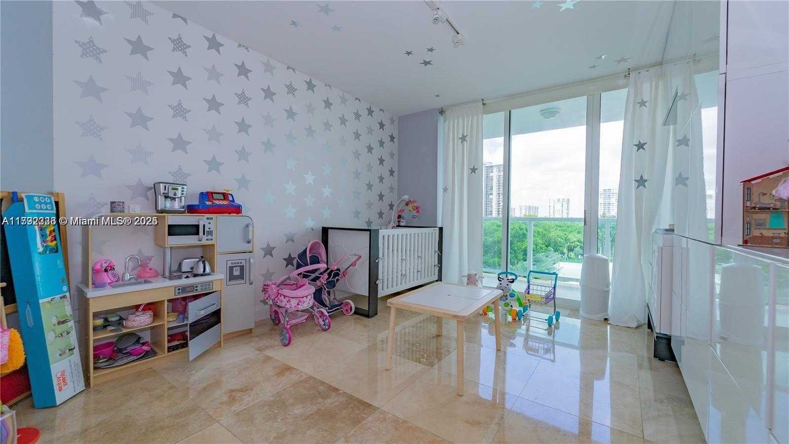 Small Image of 3201 NORTH EAST 183RD ST #507, Aventura Number 14