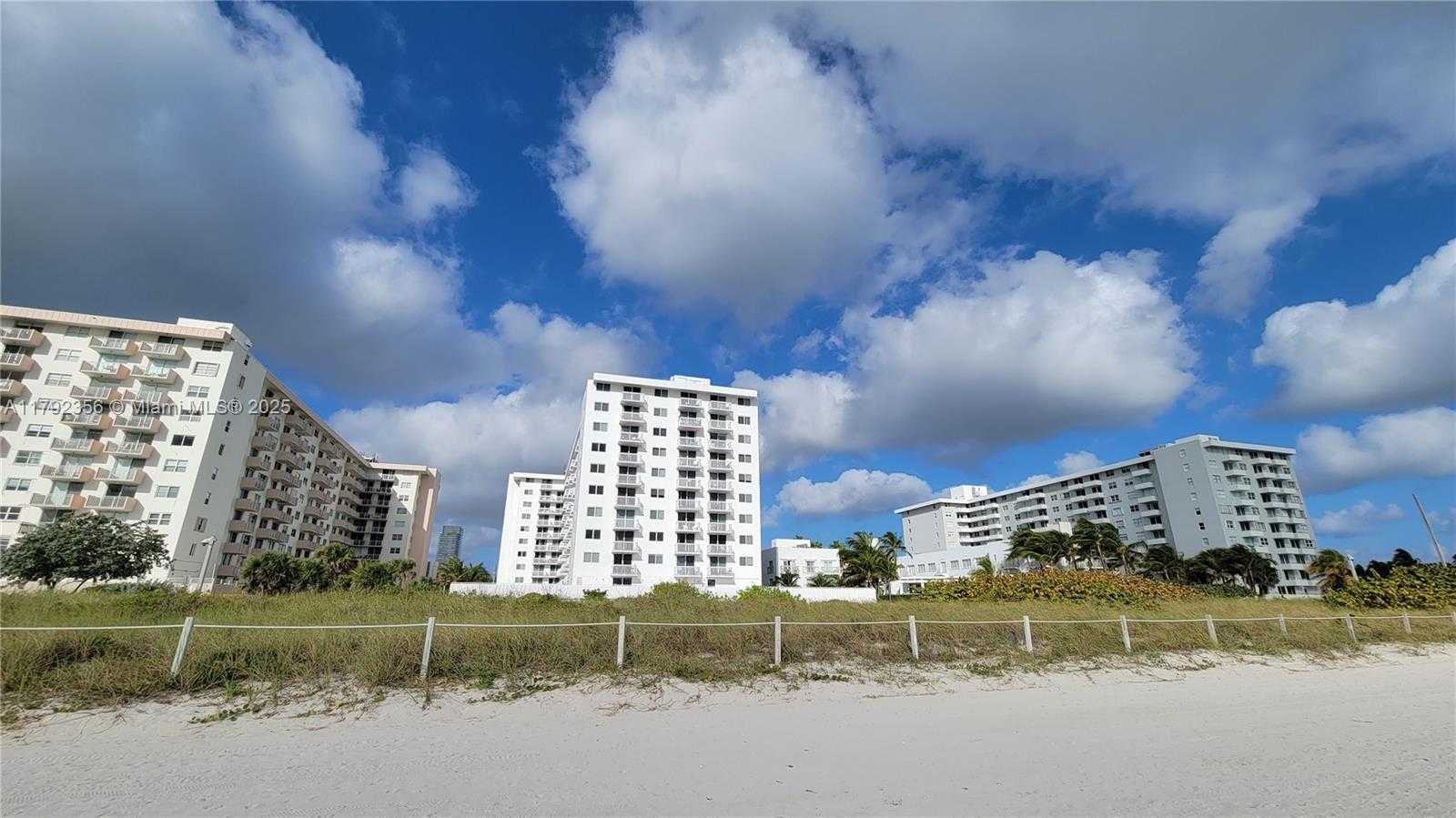 Small Image of 401 OCEAN DR #503, Miami Beach Number 24
