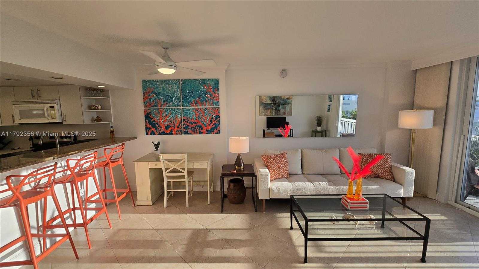 Small Image of 401 OCEAN DR #503, Miami Beach Number 4