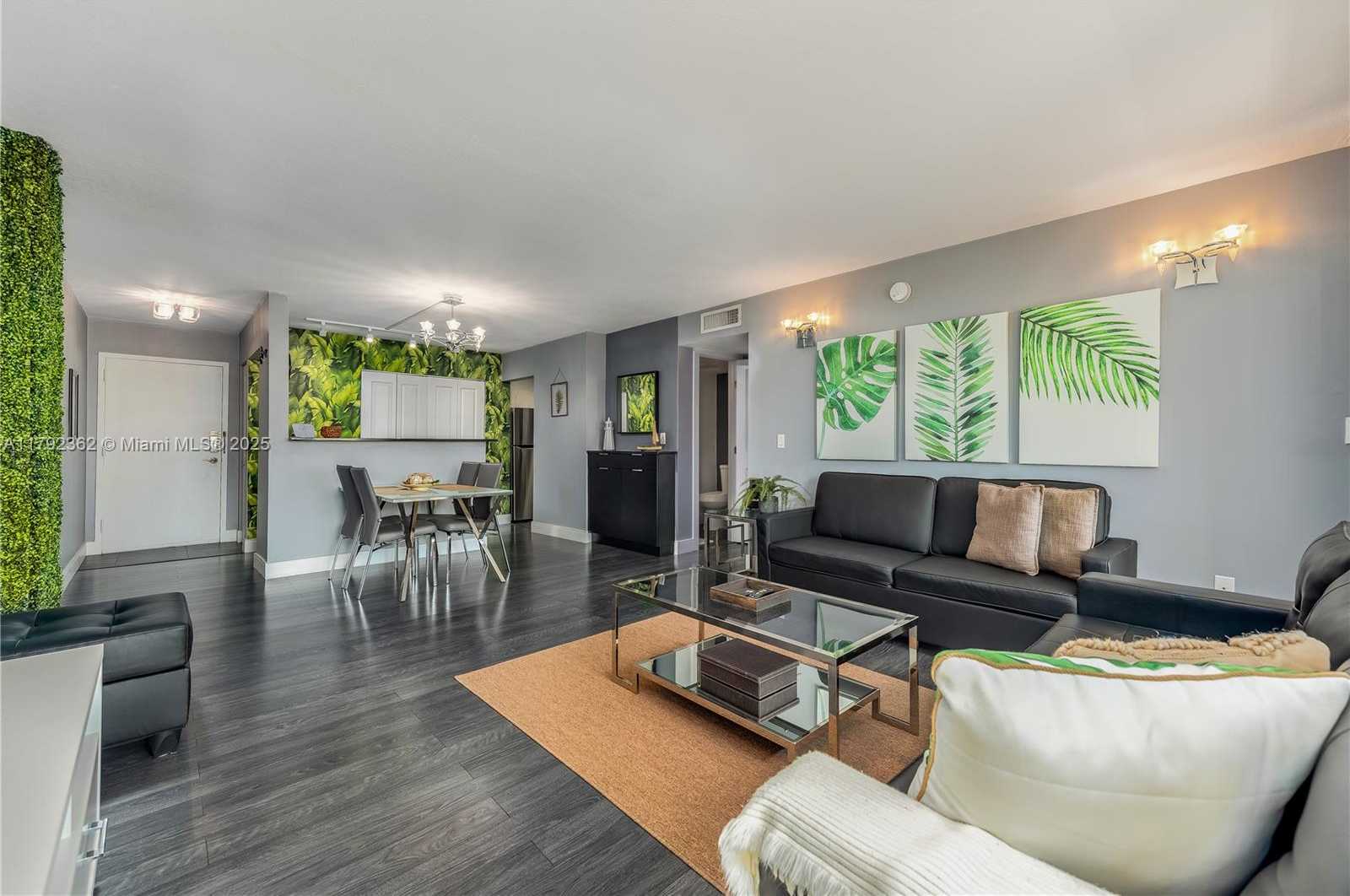 Small Image of 200 178TH DR #604, Sunny Isles Beach Number 2