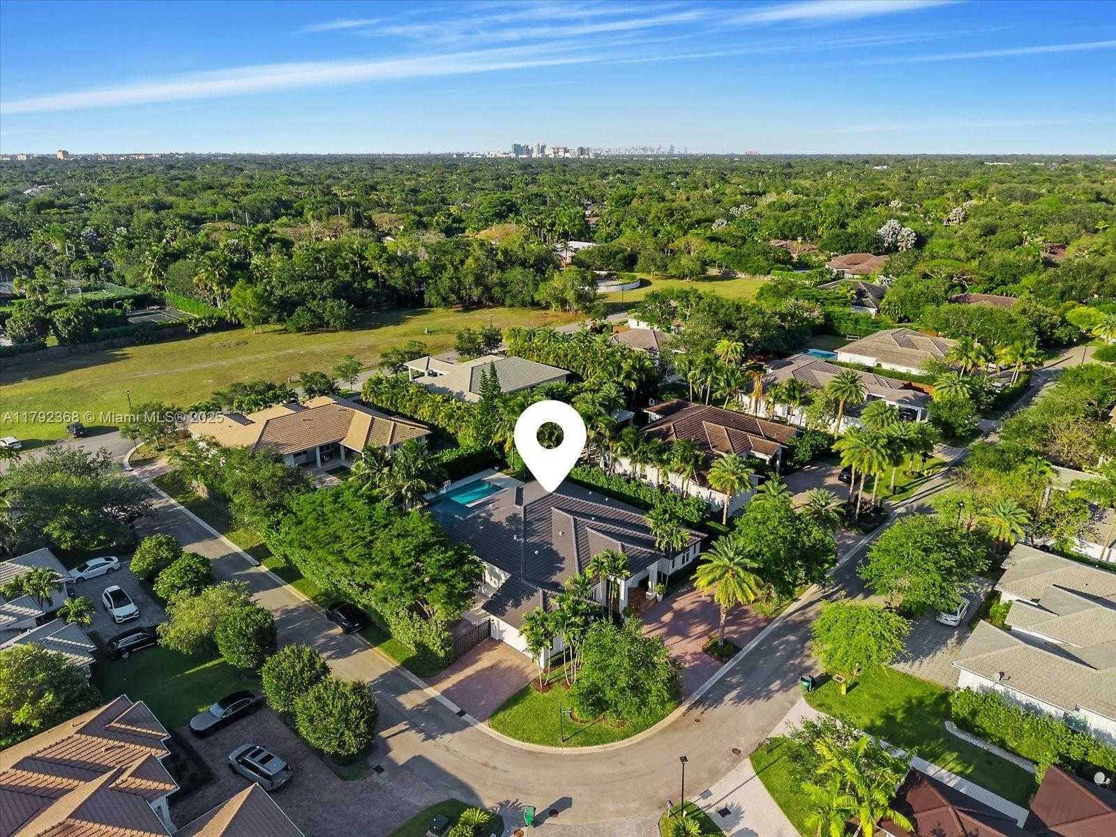 Small Image of 9463 SOUTH WEST 123RD TER, Miami Number 49