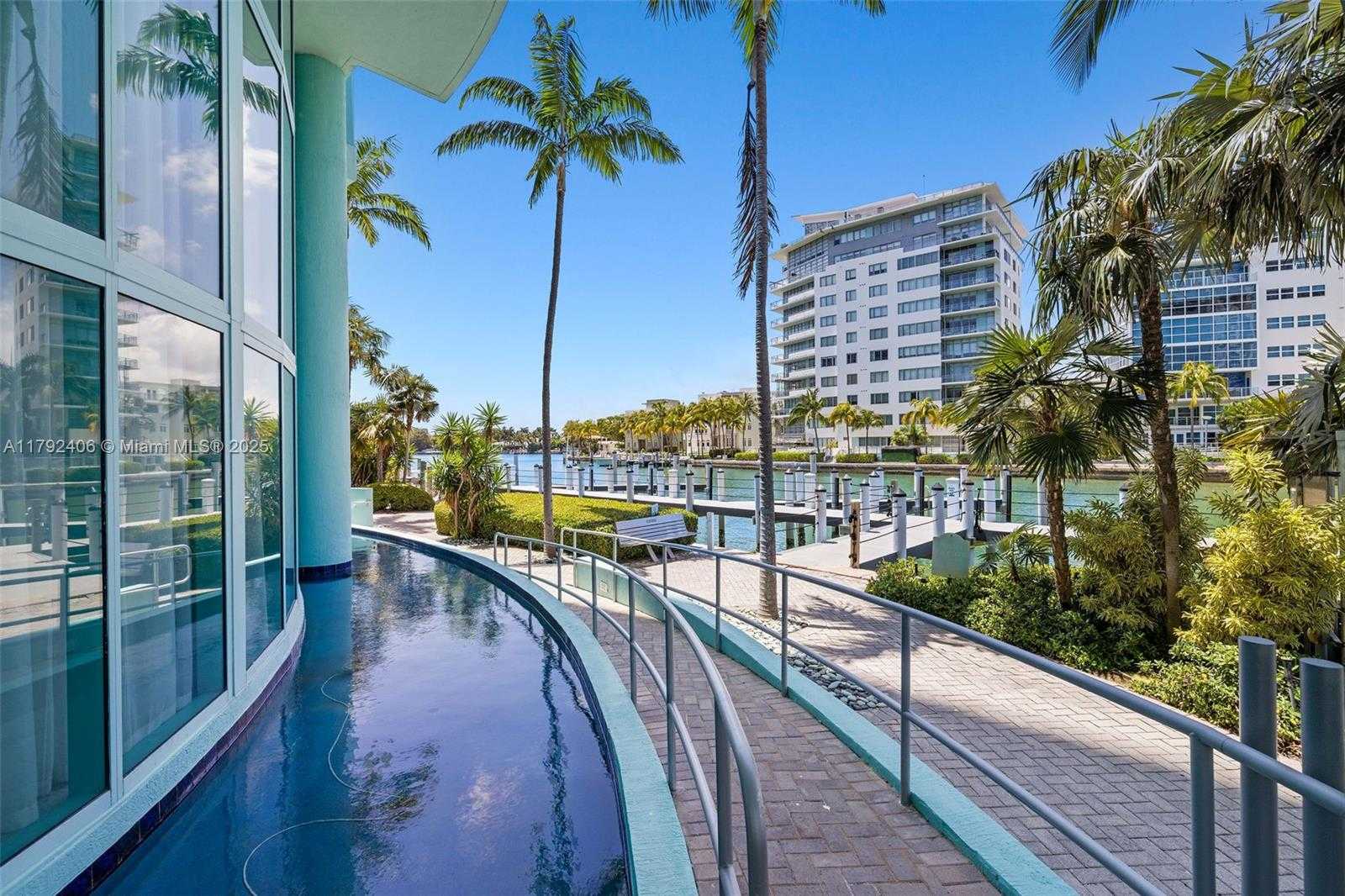Small Image of 6000 INDIAN CREEK DR #18A, Miami Beach Number 24