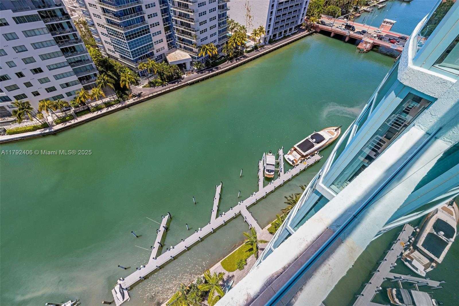 Small Image of 6000 INDIAN CREEK DR #18A, Miami Beach Number 26