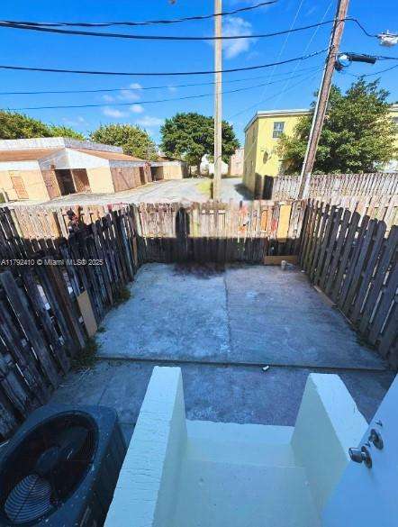 Small Image of 8457 NORTH WEST 4TH CT #8457, Miami Number 19
