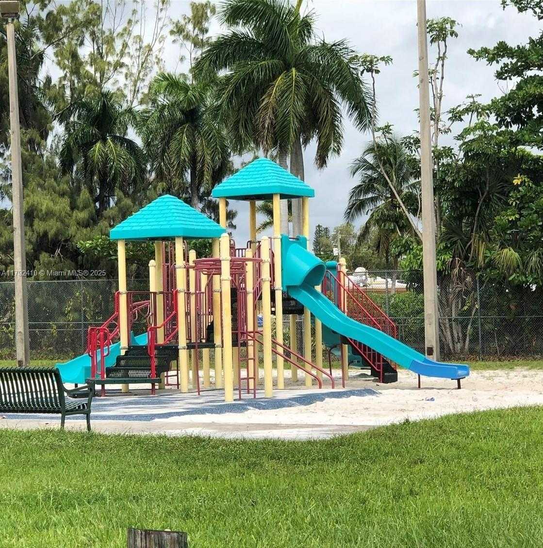 Small Image of 8457 NORTH WEST 4TH CT #8457, Miami Number 22