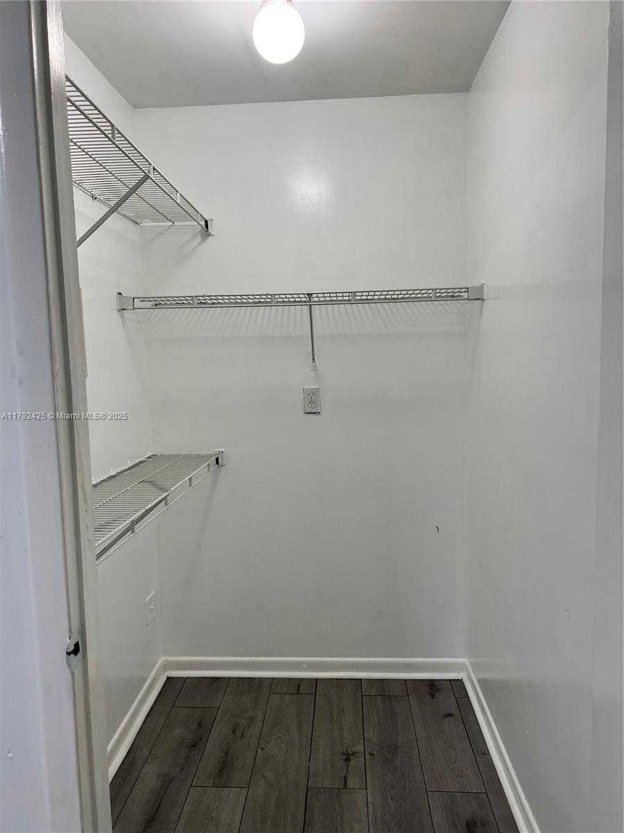 Small Image of 15290 SOUTH WEST 106TH LN #307, Miami Number 14