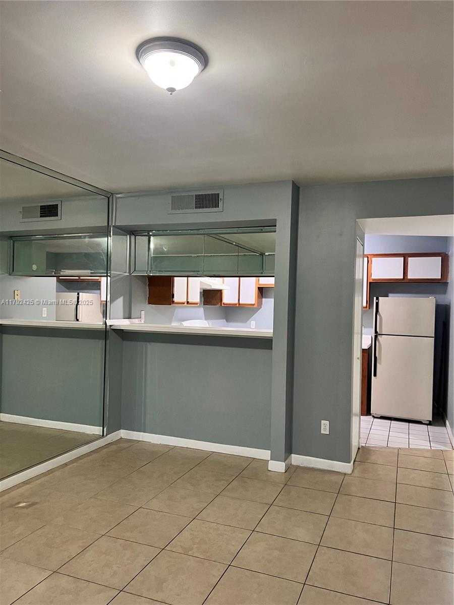 Small Image of 15290 SOUTH WEST 106TH LN #307, Miami Number 3