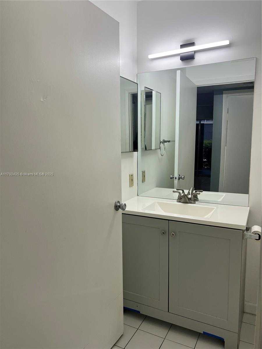 Small Image of 15290 SOUTH WEST 106TH LN #307, Miami Number 9