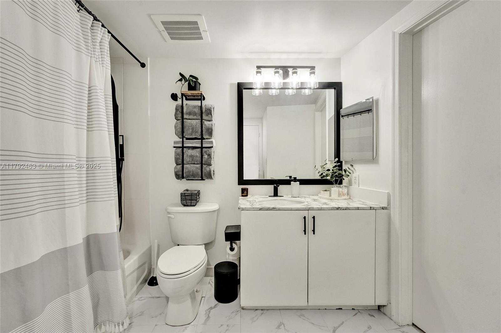 Small Image of 1750 NORTH BAYSHORE DR #4805, Miami Number 17