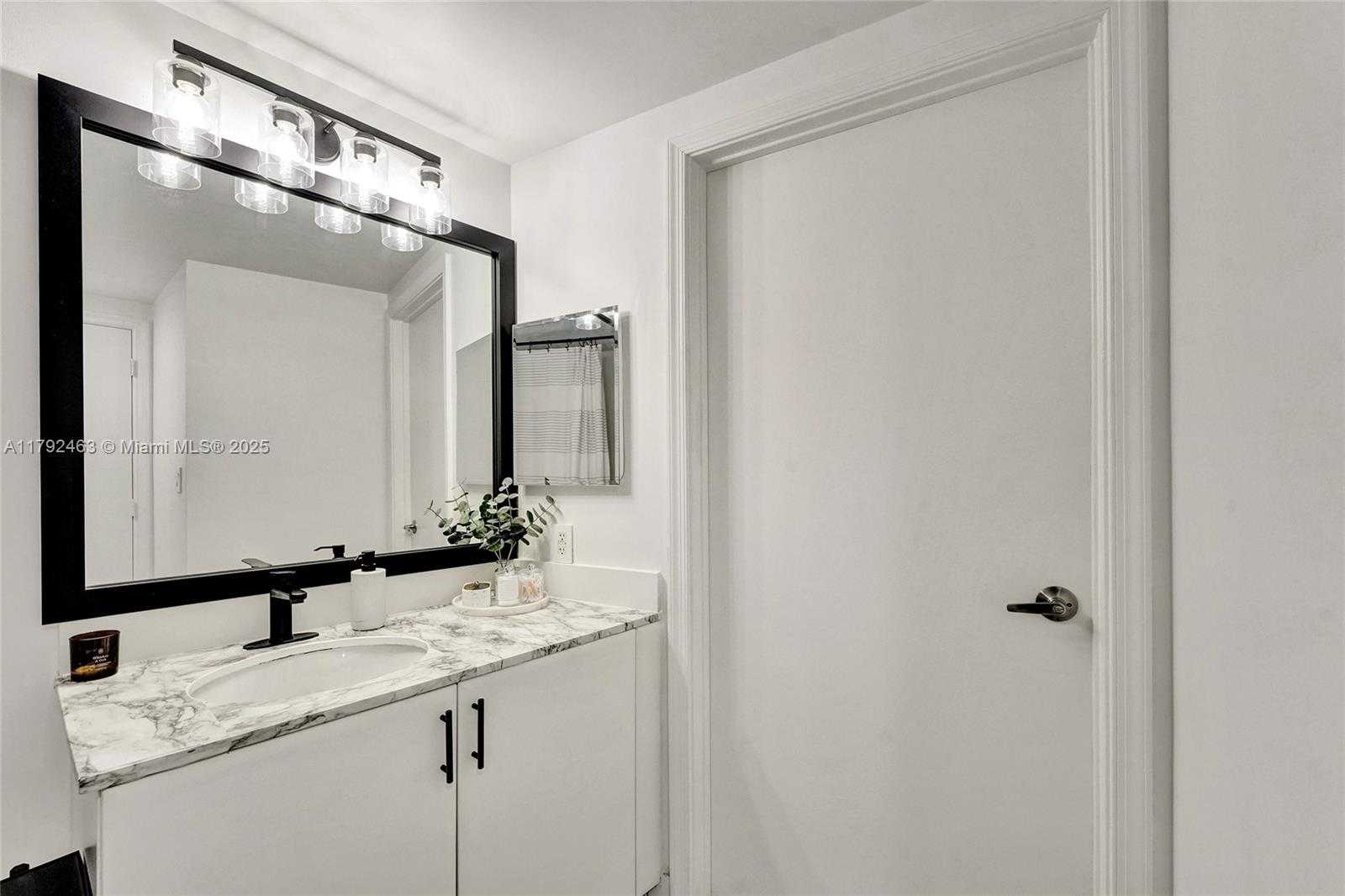 Small Image of 1750 NORTH BAYSHORE DR #4805, Miami Number 18