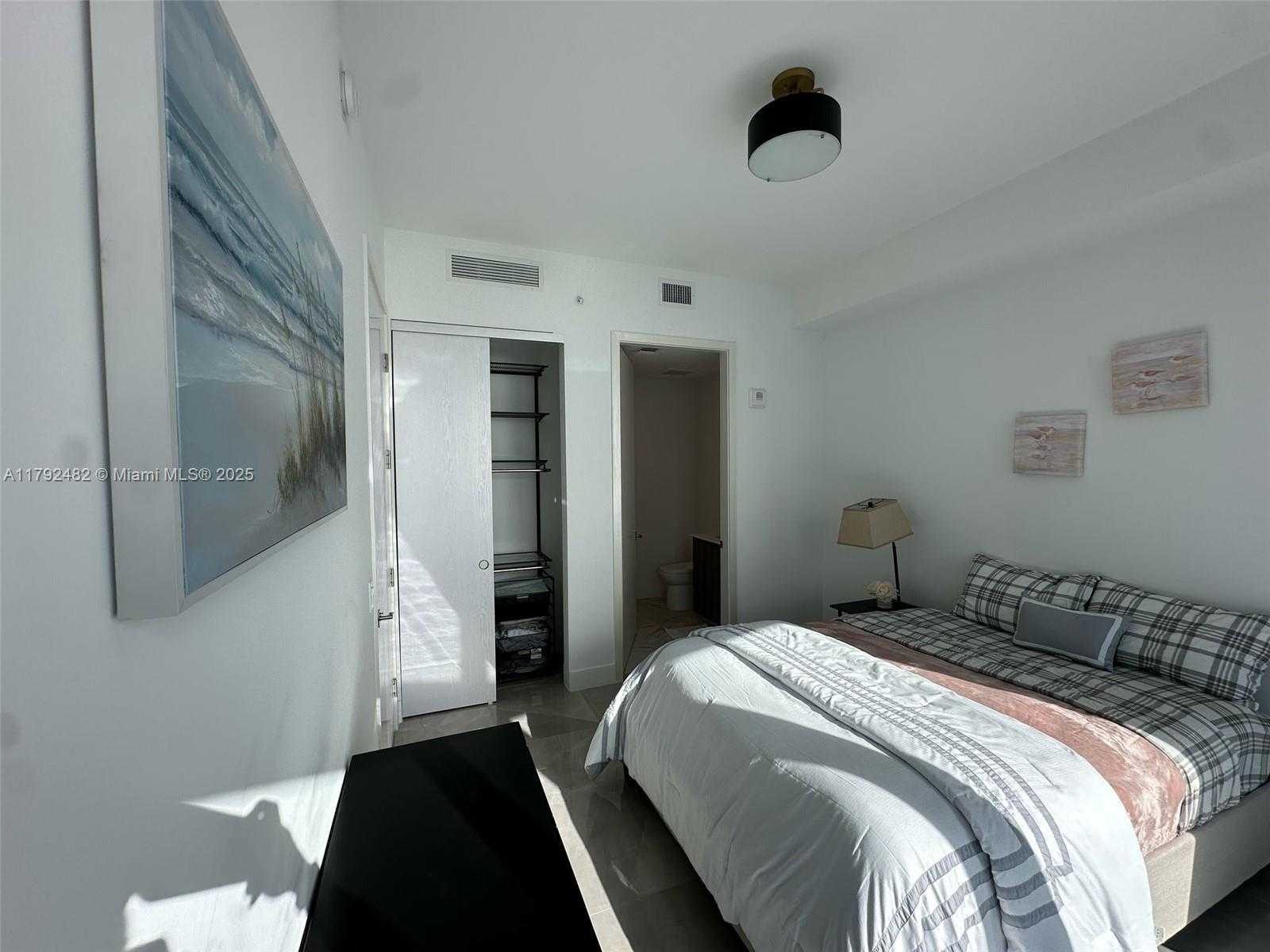 Small Image of 17550 COLLINS AVE #902, Sunny Isles Beach Number 17