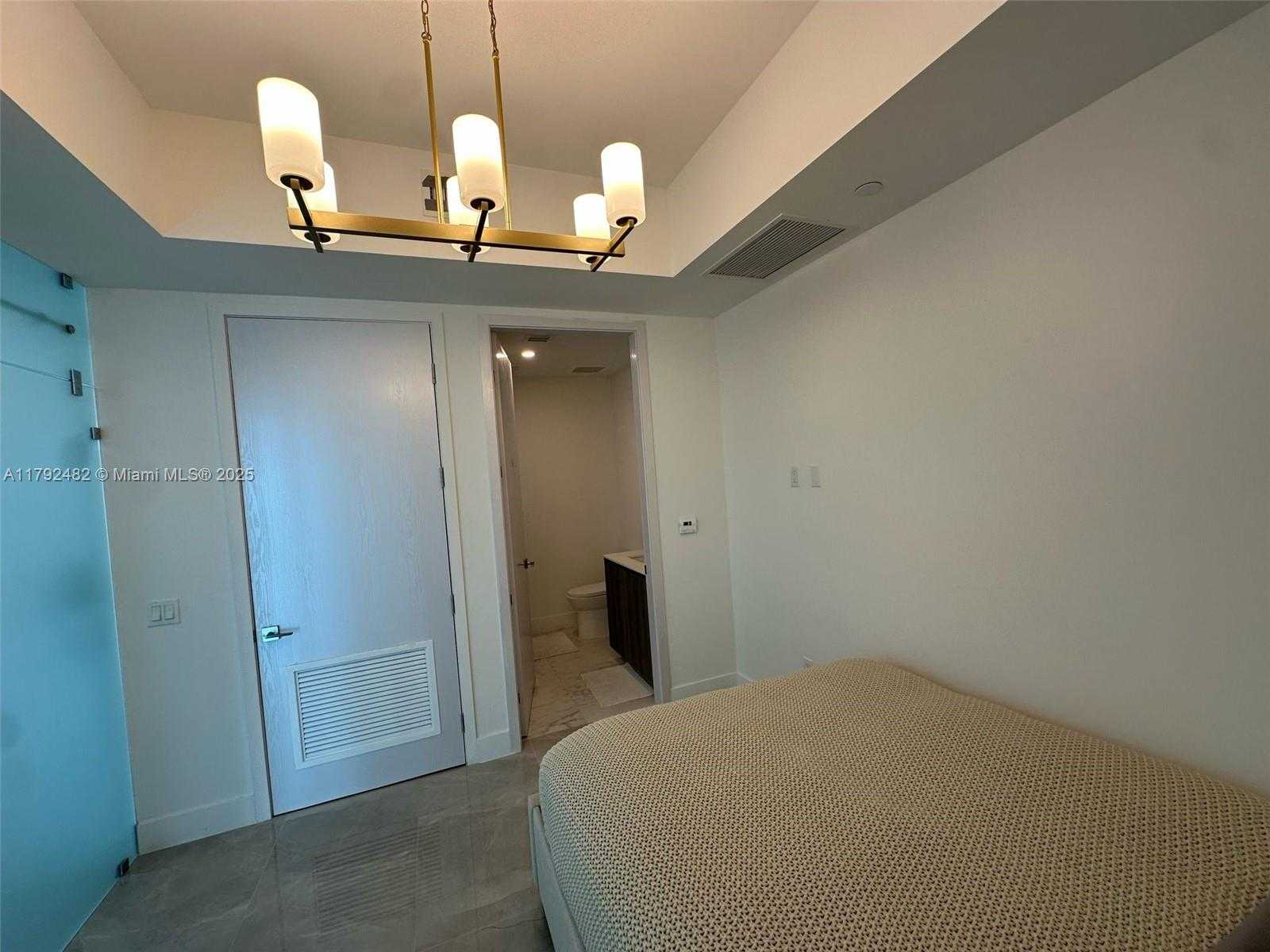 Small Image of 17550 COLLINS AVE #902, Sunny Isles Beach Number 21