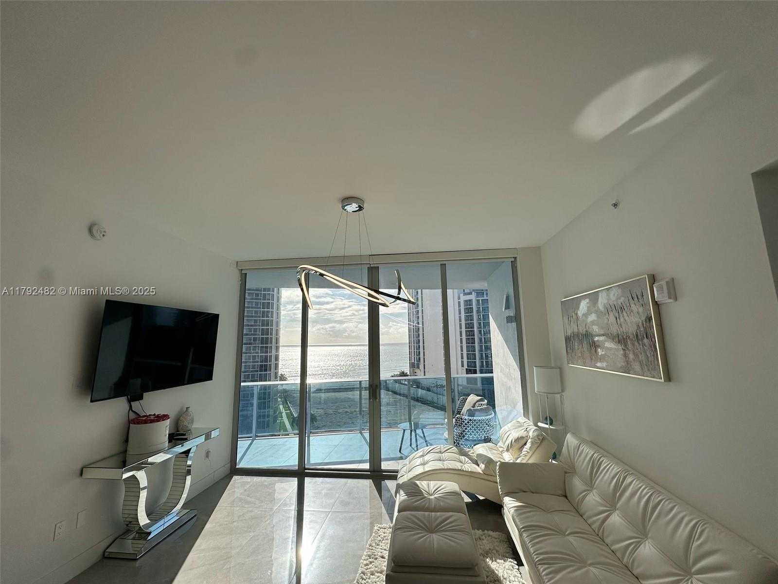 Small Image of 17550 COLLINS AVE #902, Sunny Isles Beach Number 6