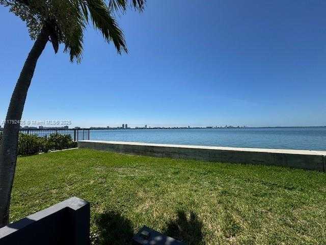 Small Image of 1880 SOUTH TREASURE DR #1B, North Bay Village Number 3