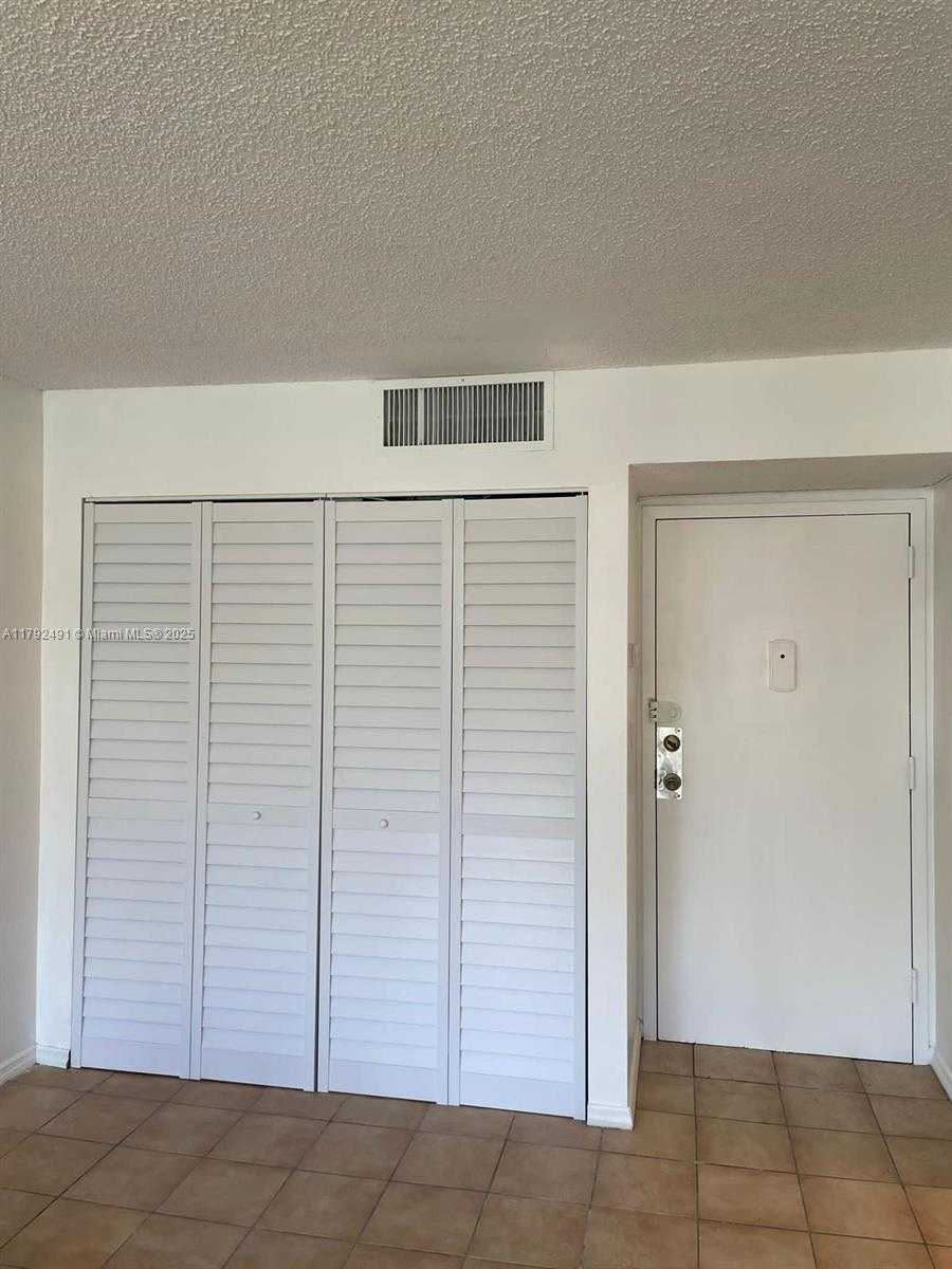 Small Image of 17011 NORTH BAY RD #816, Sunny Isles Beach Number 17