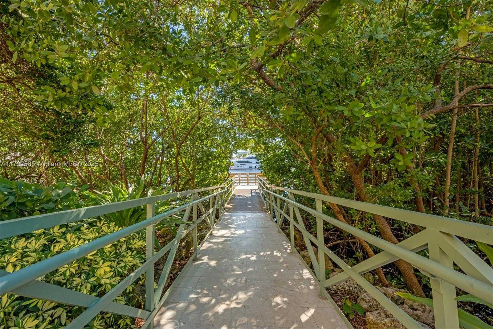 Small Image of 19999 EAST COUNTRY CLUB DR #1406, Aventura Number 35