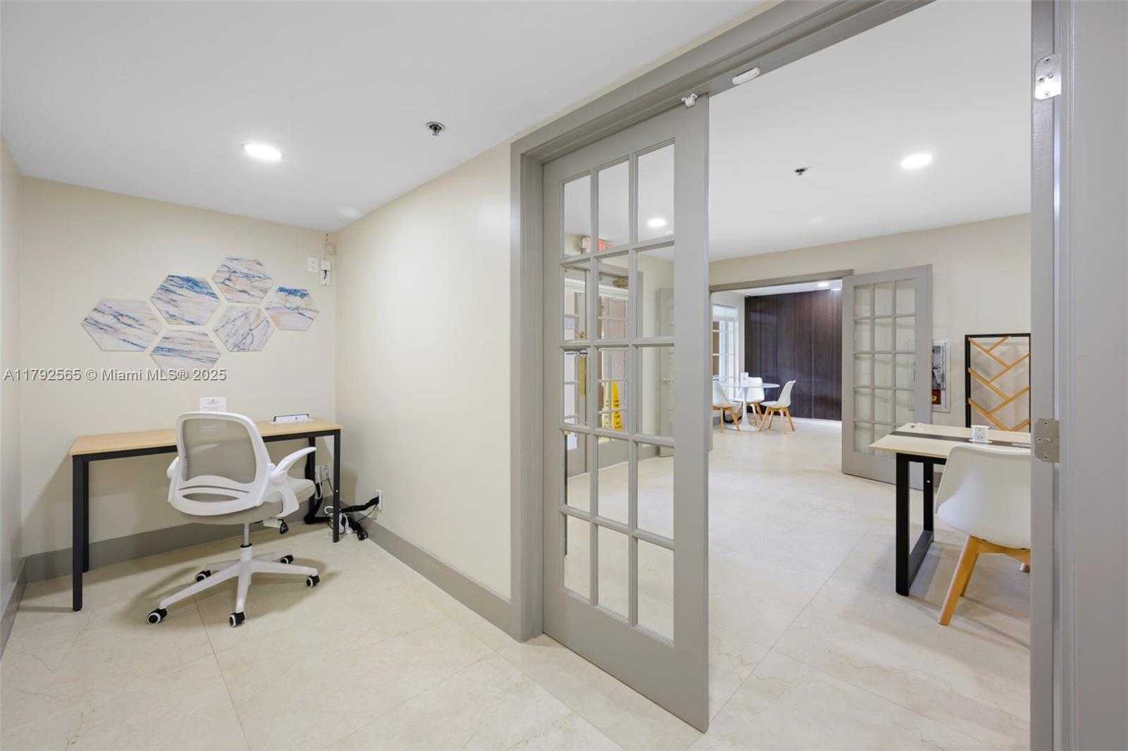 Small Image of 19999 EAST COUNTRY CLUB DR #1406, Aventura Number 43