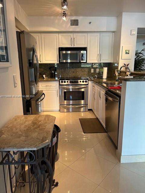 Small Image of 19999 EAST COUNTRY CLUB DR #1406, Aventura Number 7