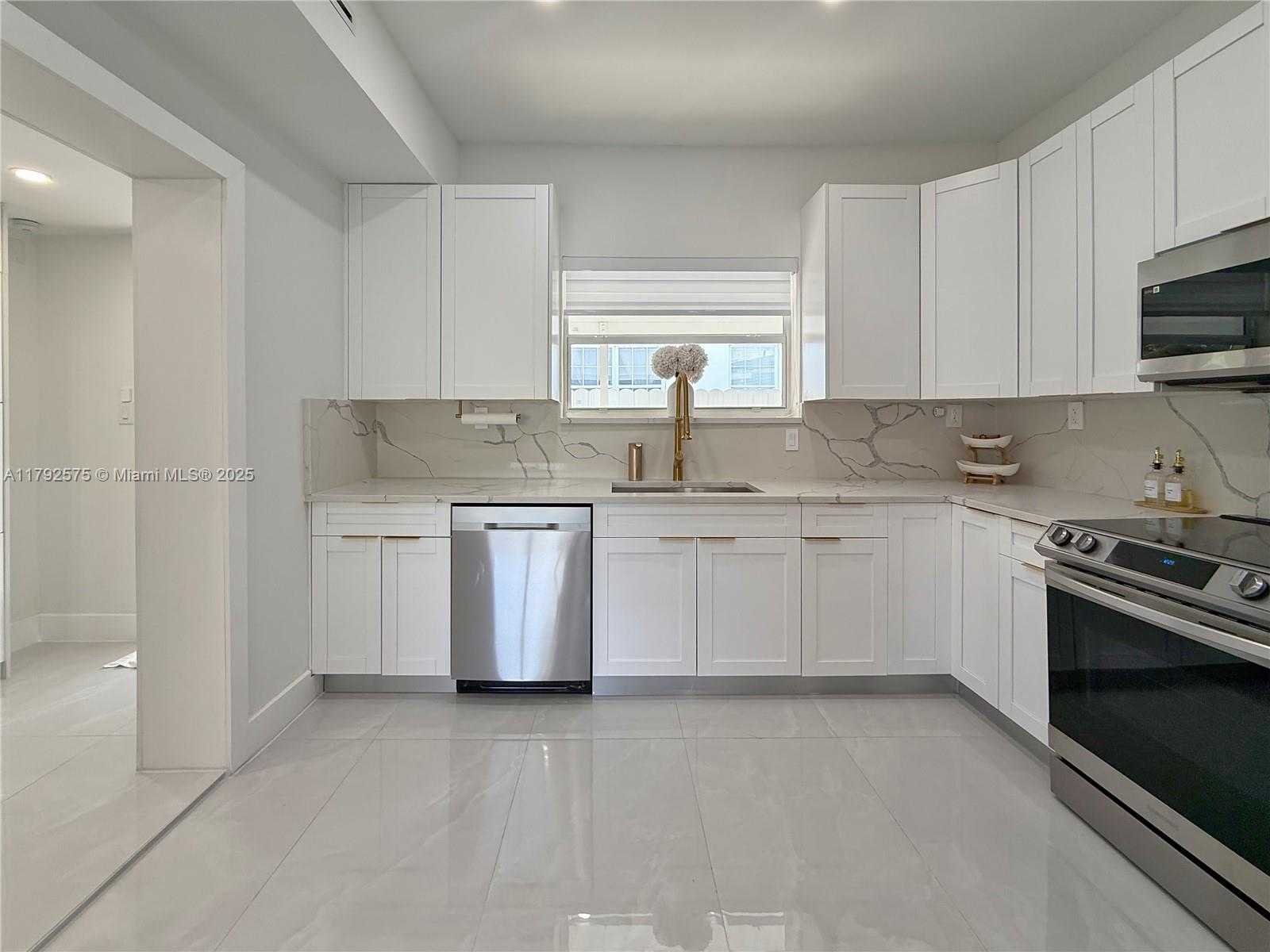 Small Image of 927 SOUTH WEST 18TH AVE, Miami Number 11