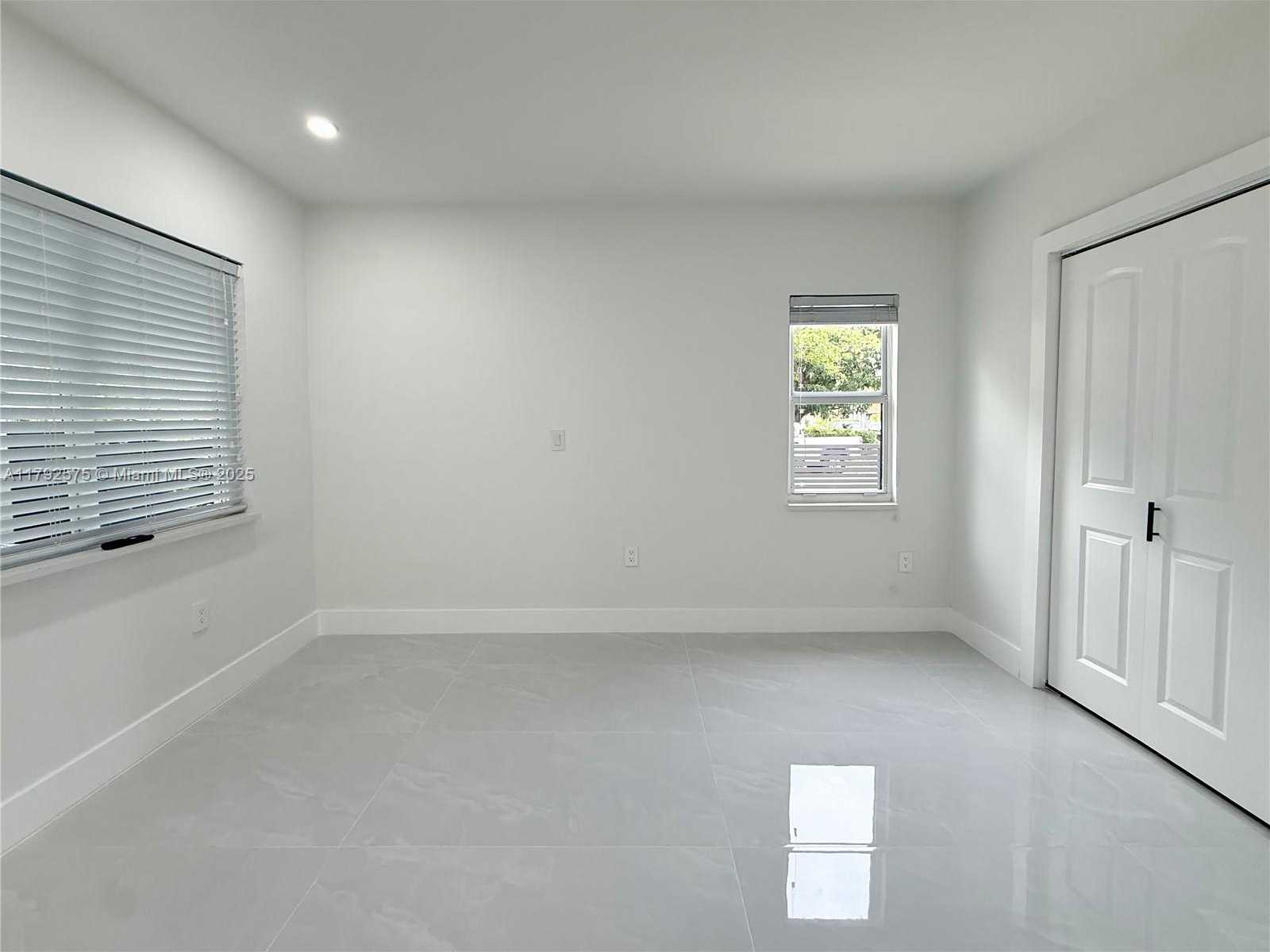 Small Image of 927 SOUTH WEST 18TH AVE, Miami Number 17