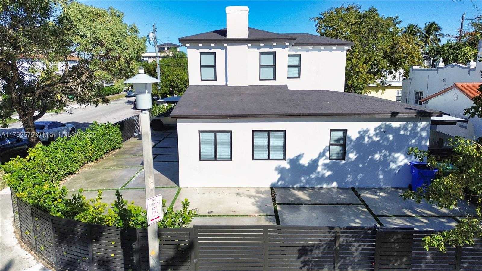 Small Image of 927 SOUTH WEST 18TH AVE, Miami Number 3