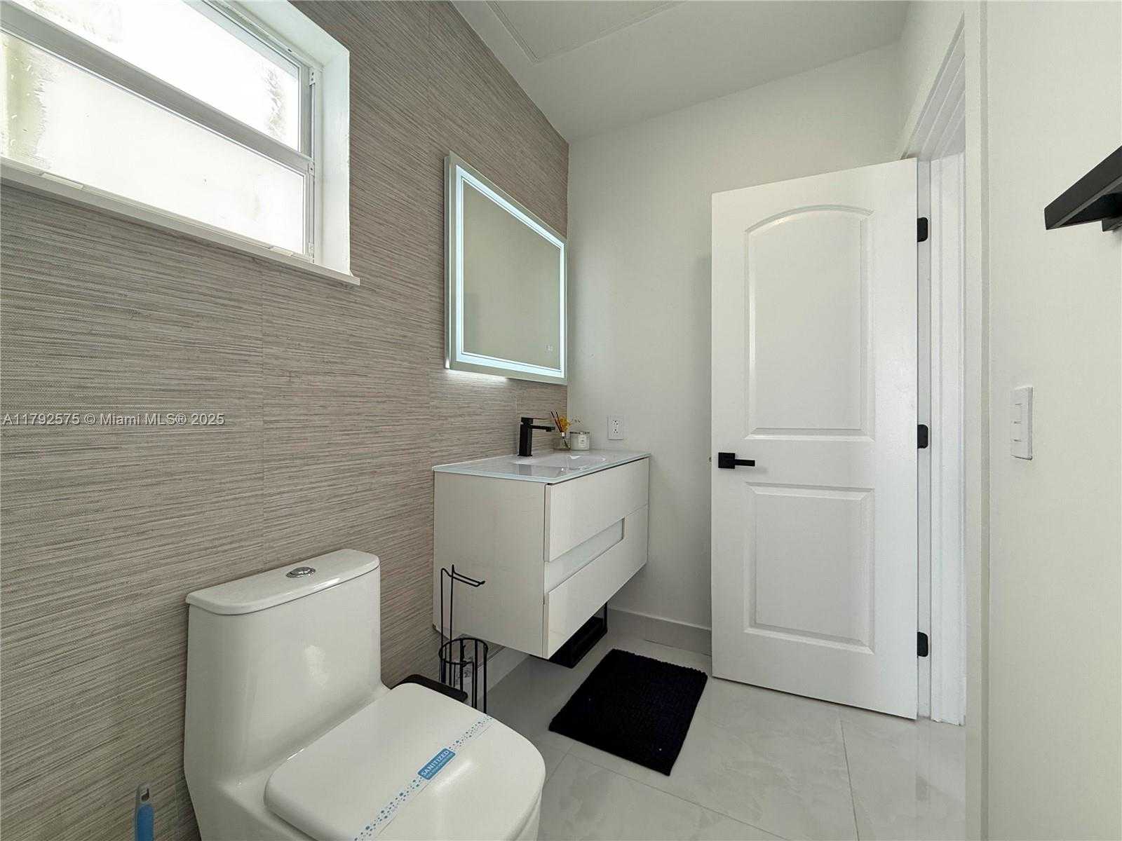 Small Image of 927 SOUTH WEST 18TH AVE, Miami Number 37