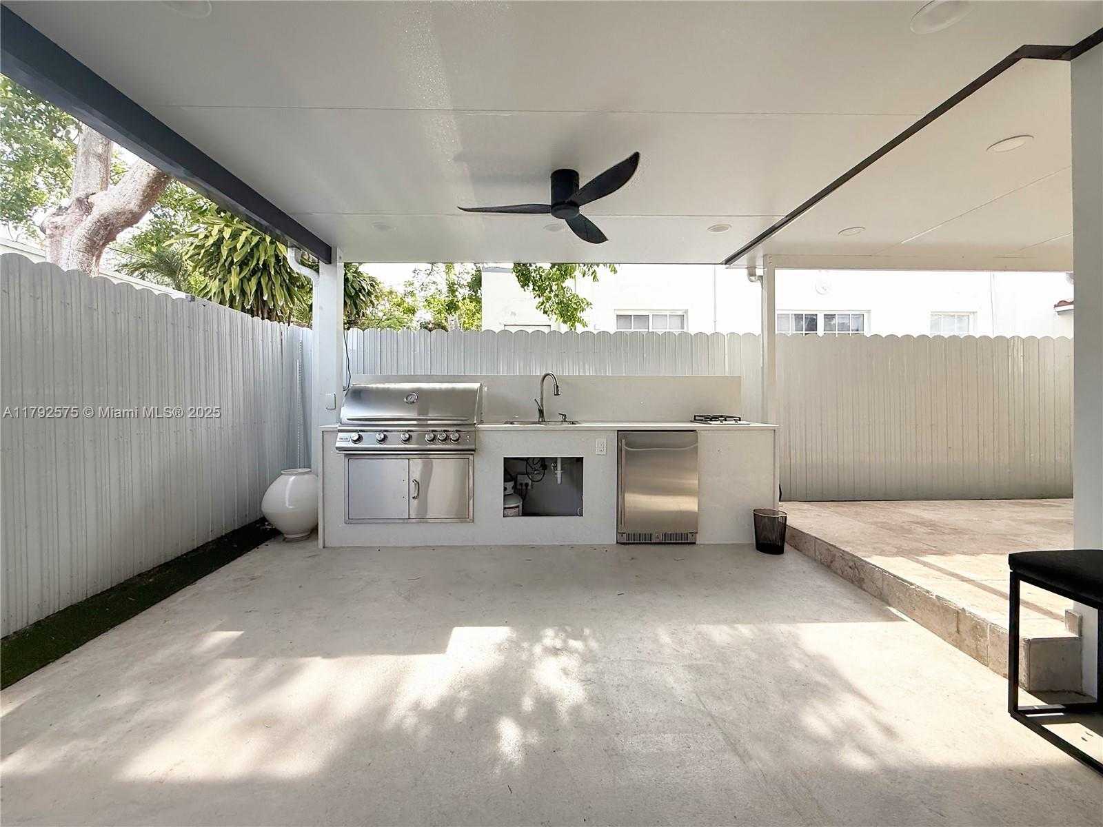 Small Image of 927 SOUTH WEST 18TH AVE, Miami Number 45