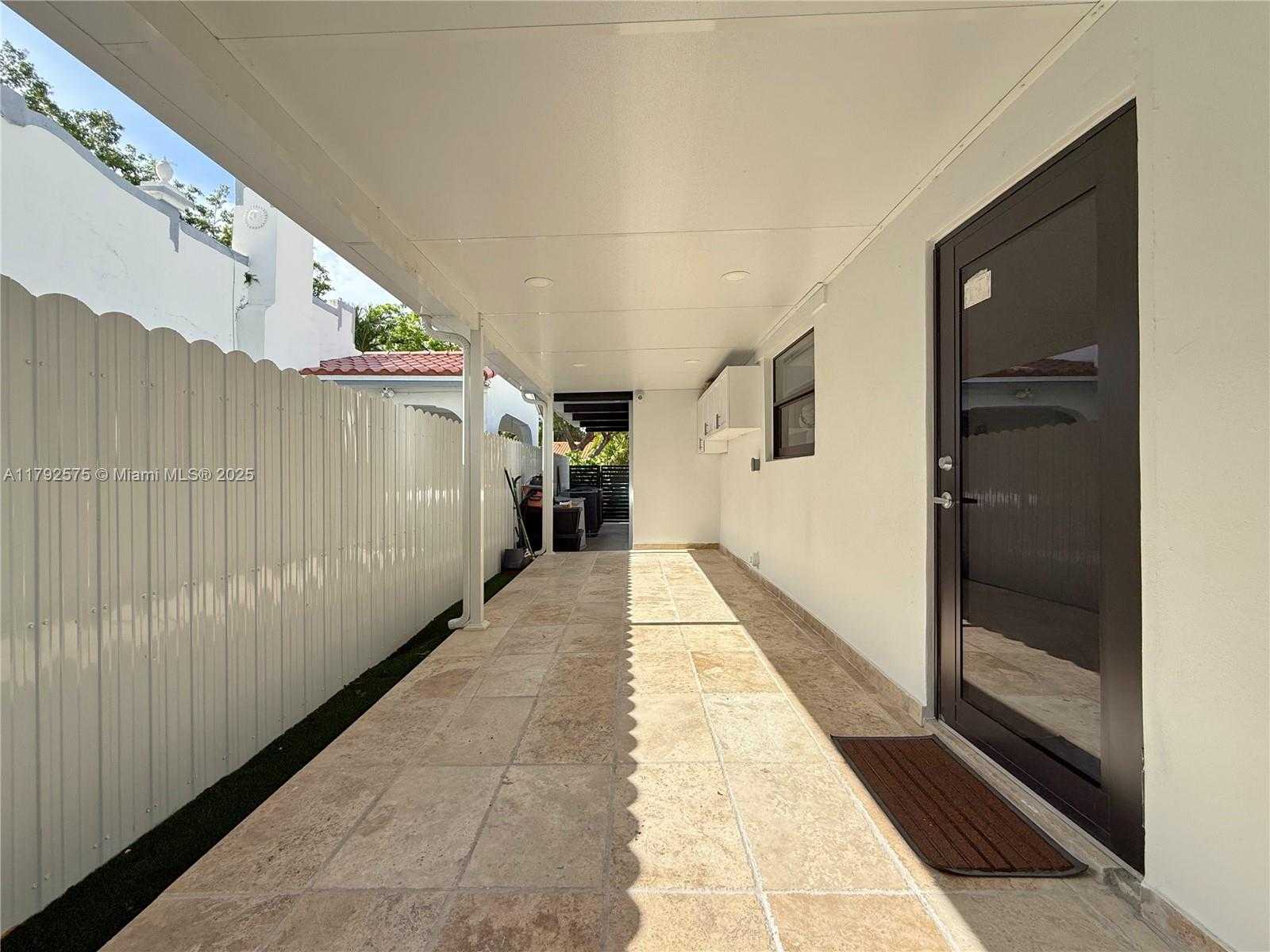 Small Image of 927 SOUTH WEST 18TH AVE, Miami Number 47