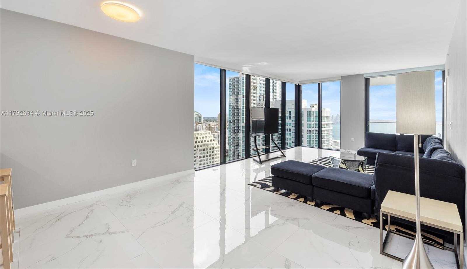 Small Image of 1010 BRICKELL AVE #4401, Miami Number 11