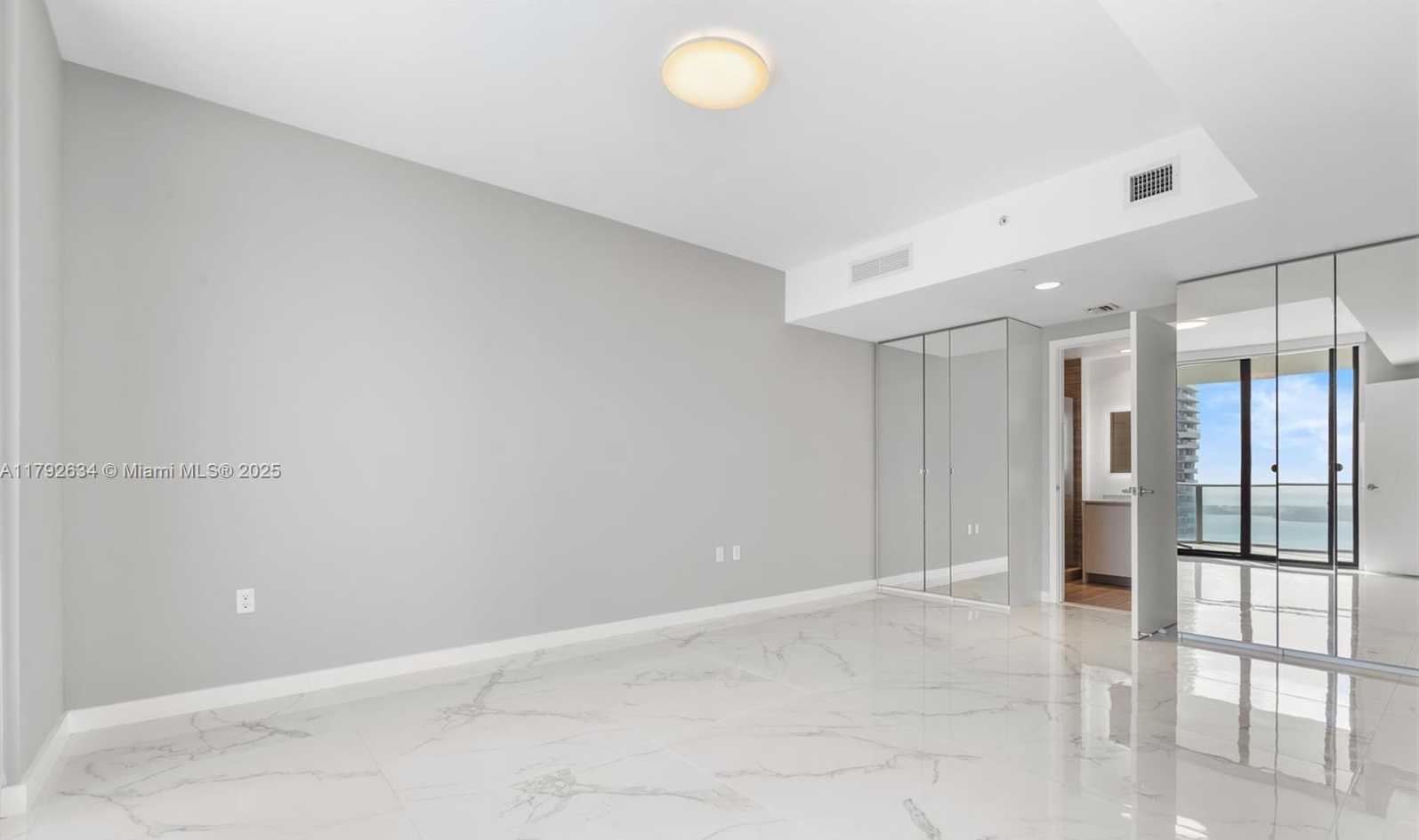 Small Image of 1010 BRICKELL AVE #4401, Miami Number 16