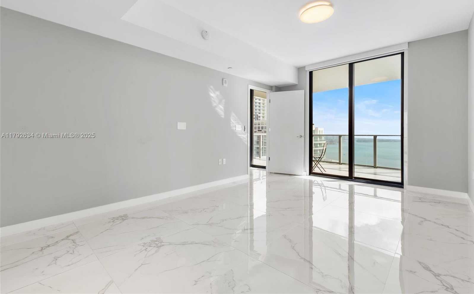 Small Image of 1010 BRICKELL AVE #4401, Miami Number 18