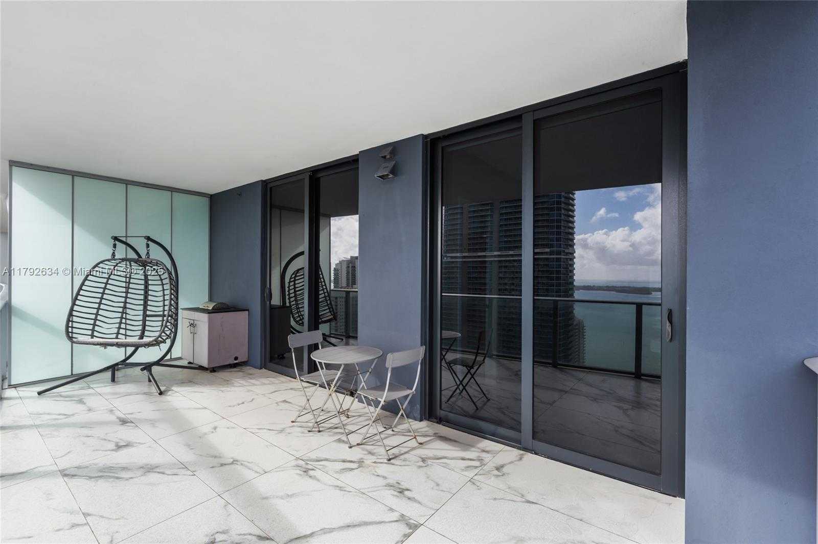 Small Image of 1010 BRICKELL AVE #4401, Miami Number 28